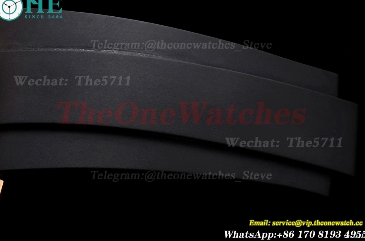 126655 VR3235 RG RU C+S Black Yacht-Master 40mm Dot 0101